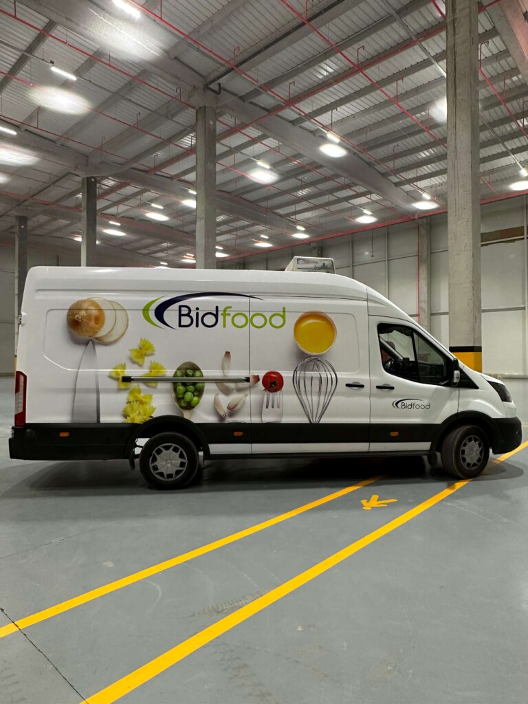 Reklamkolik firmasının bidfood firması için yaptığı Araç giydirme hizmeti